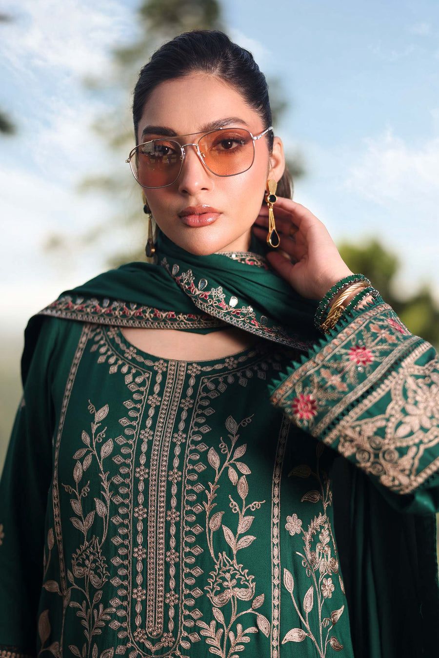 PREMIUM 3PC HEAVY SEQUINED EMBROIDERED SUITS WITH DHANAK SHAWL - Image 3