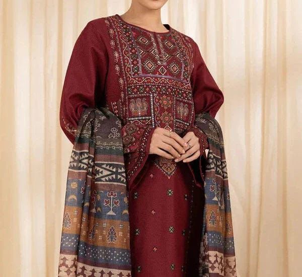 Sapphire Satrang Winter Collection 2025/26 Premium Dhanak 3PC Embroidered Suit